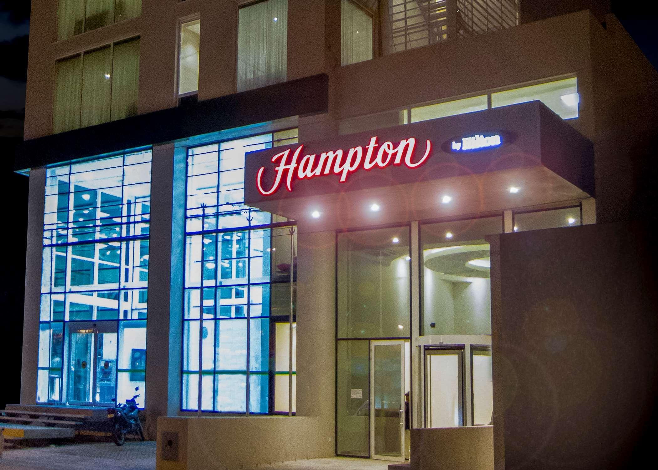 Hampton By Hilton Santa Cruz Santa Cruz de La Sierra Exterior foto